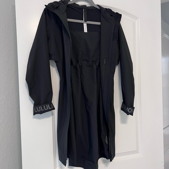 Lululemon Long Rain Rebel Raincoat - Picture 2 of 3